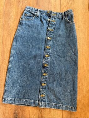 Lee Denim Midi Skirt with Front Buttons Vintage Modern High Rise / 30